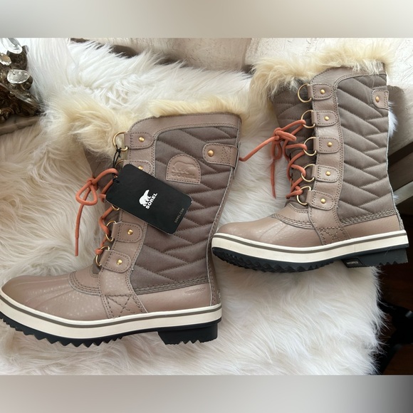 Sorel Tofino II NWT Waterproof Boots SZ 6 - Picture 16 of 16